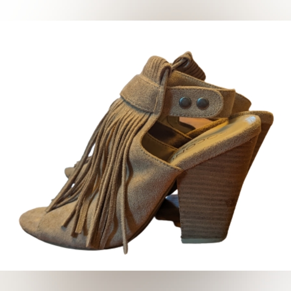 EUC Coconuts by Matisse tan faux suede button ankle strap fringe peep toe heels - Picture 8 of 11